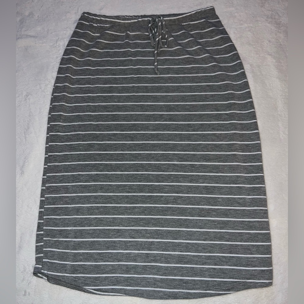 Pencil skirt